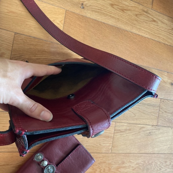 Patricia Nash purse and wallet - Picture 9 of 11